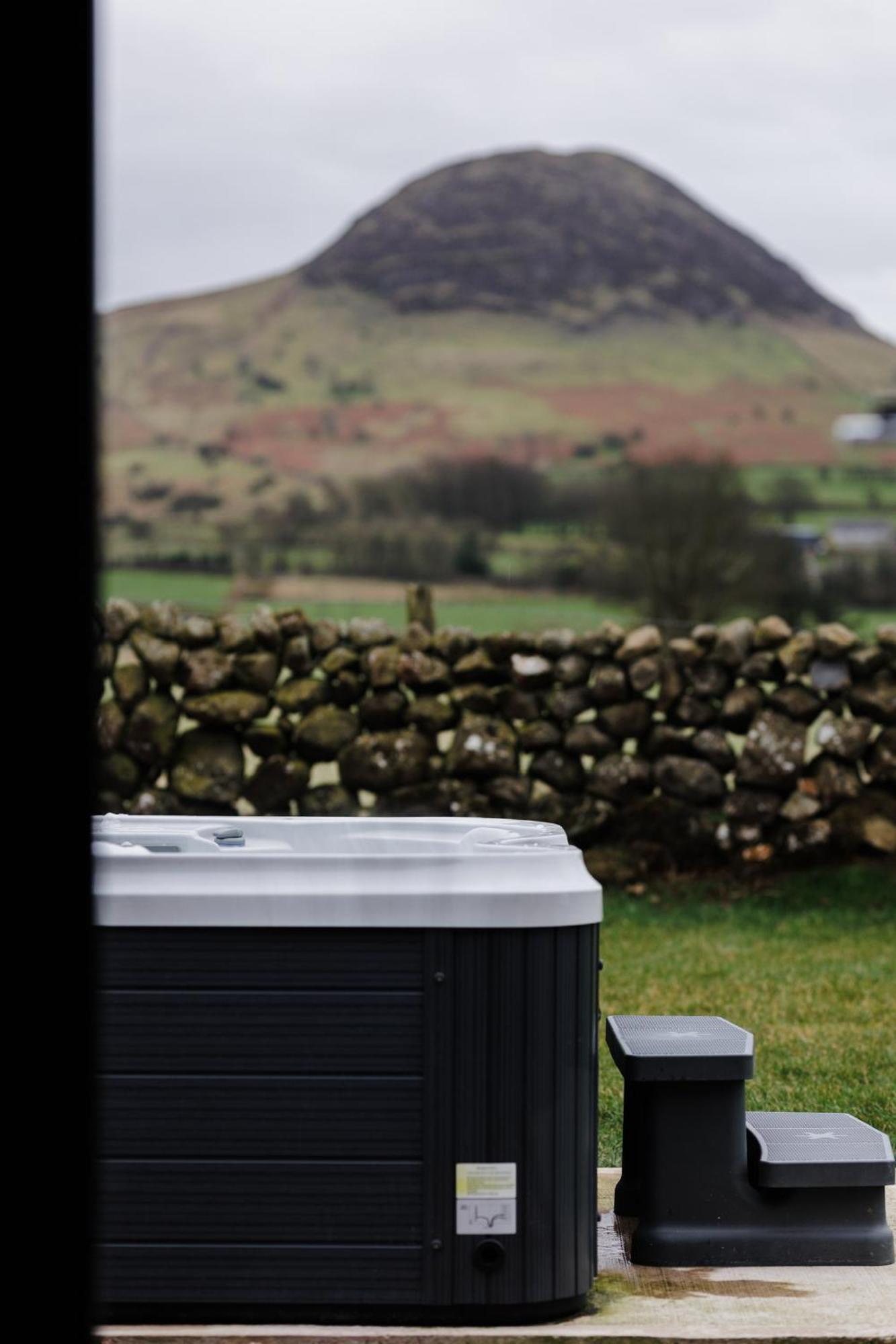 Slemish Hideaway - Funky Pheasant Villa Broughshane Екстериор снимка