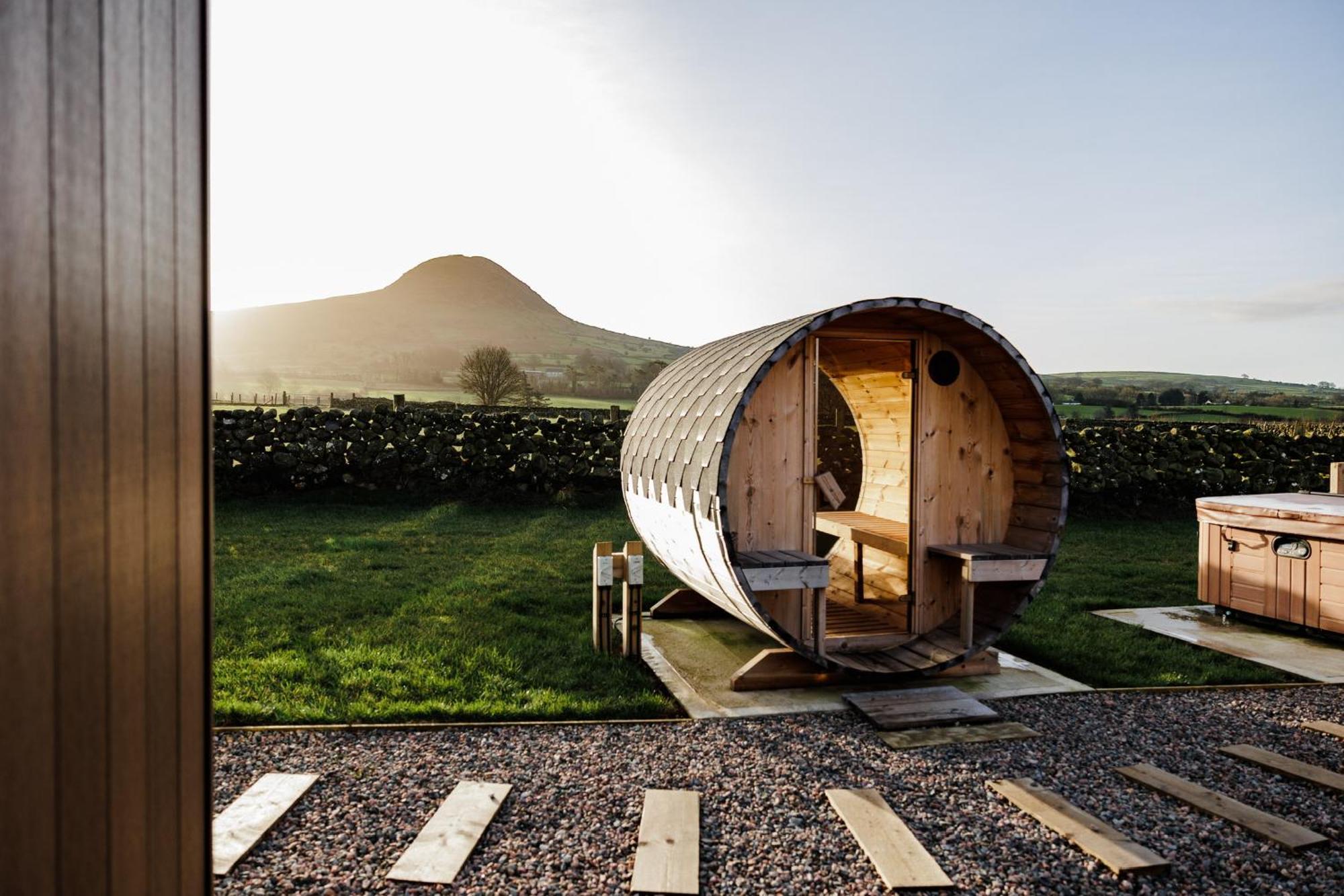 Slemish Hideaway - Funky Pheasant Villa Broughshane Екстериор снимка